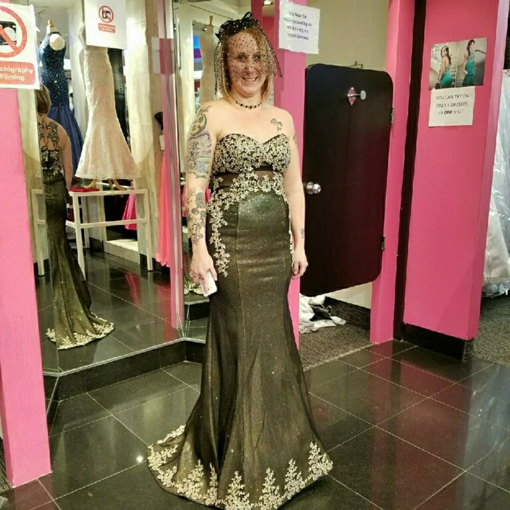 Andrea & Leo formal mermaid gown